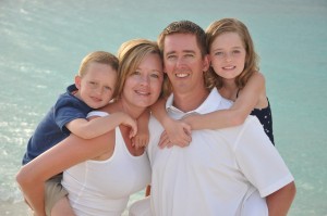 Sullivan (6), Kristy, Tom, Sophia (10) Mach